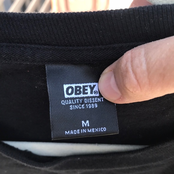 men’s OBEY black long sleeve t-shirt w/roses - Picture 4 of 5